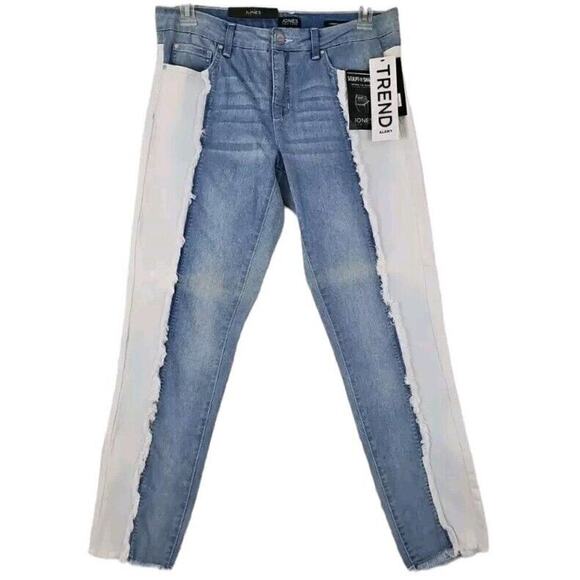 JONES NY~Woman Size 10/30~Blue/White Lexington Skinny Crop Jeans Trend Alert NWT - Picture 5 of 10